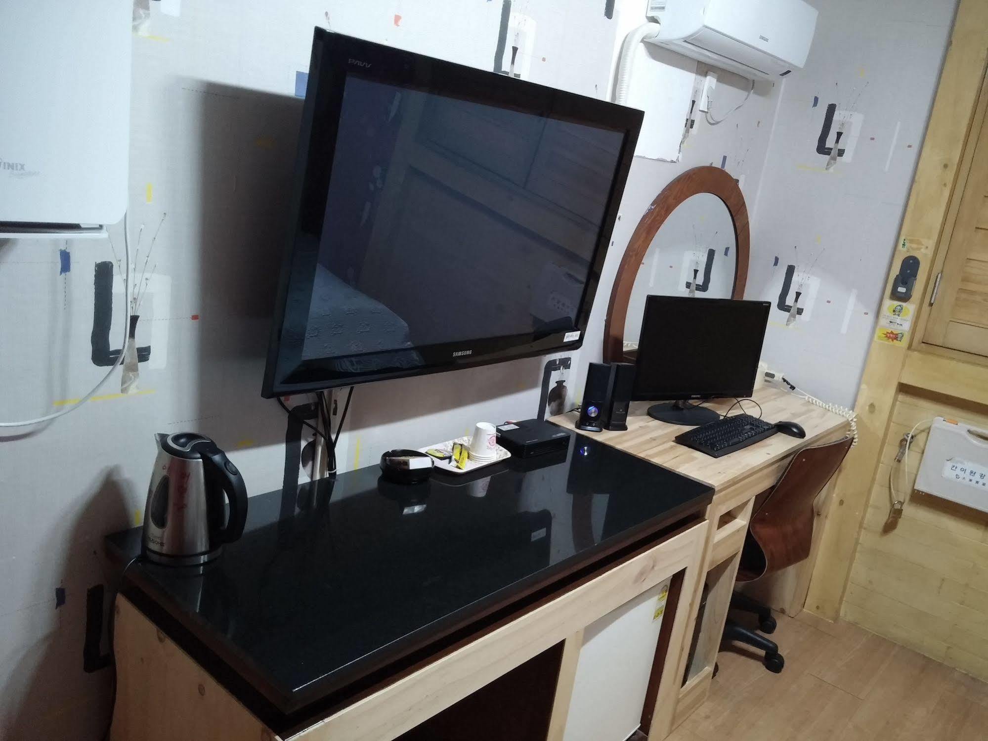 Cyber Motel 군산 외부 사진