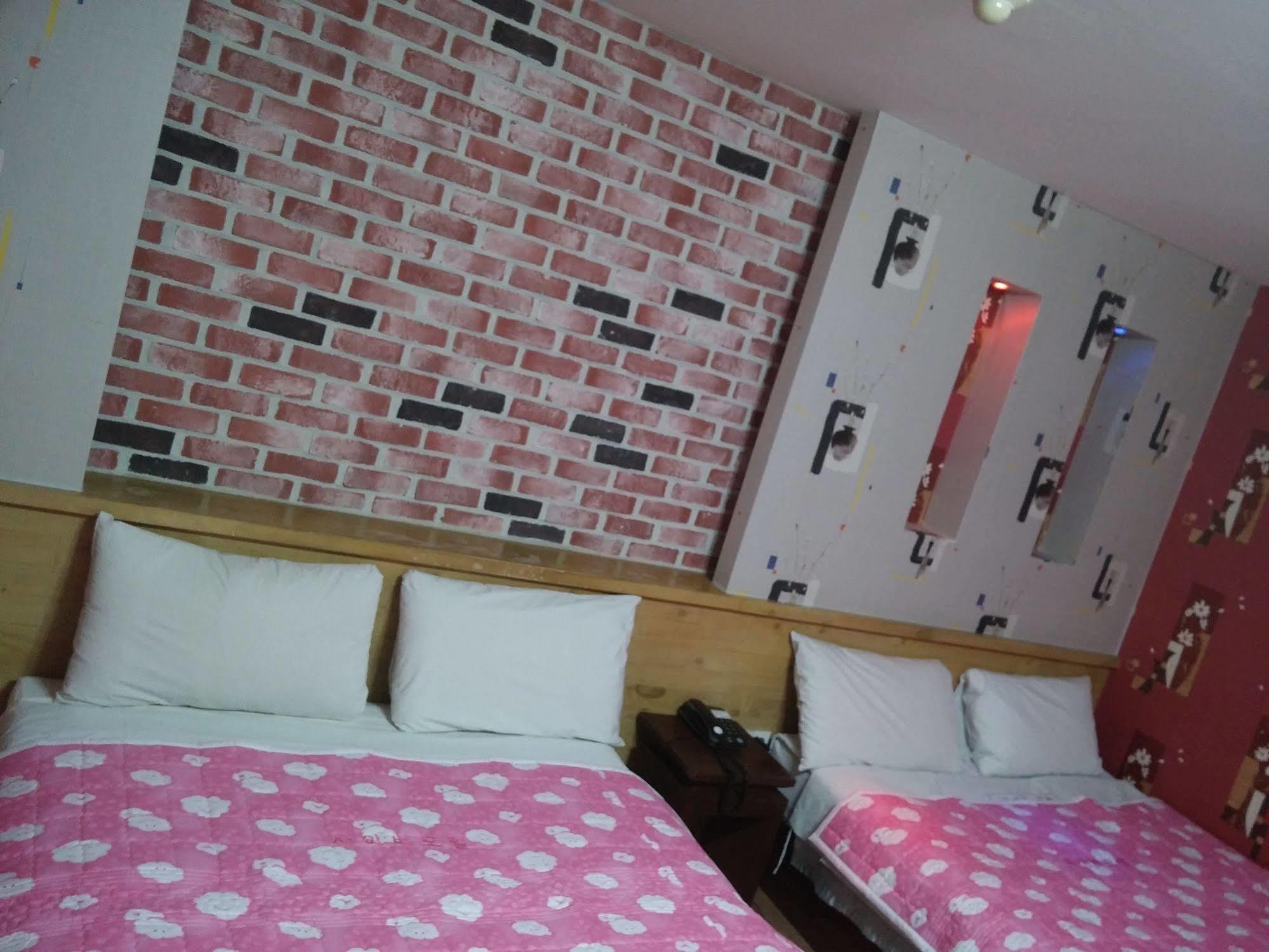 Cyber Motel 군산 외부 사진