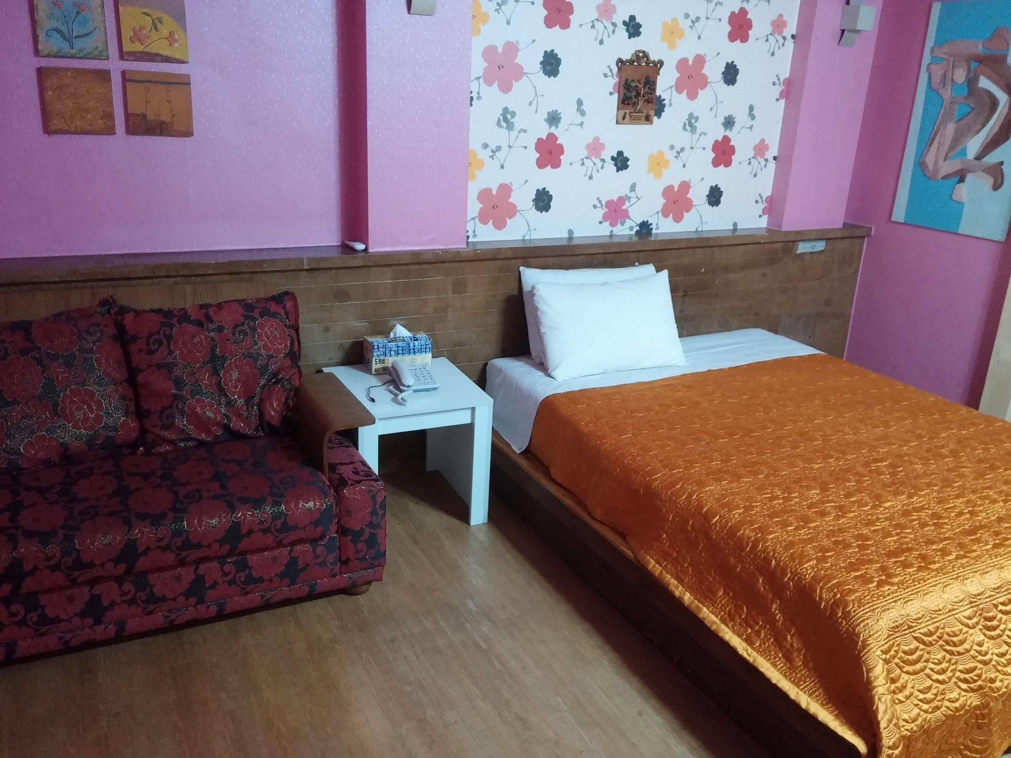 Cyber Motel 군산 외부 사진